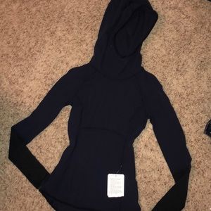 Lululemon shape up pullover. New!